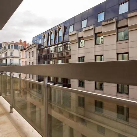 Stella - Furnished - Downtown Διαμέρισμα *