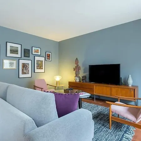Lägenhet Stella - Furnished - Downtown *